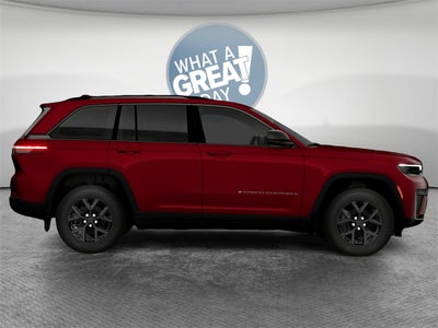 2026 Jeep Grand Cherokee Laredo