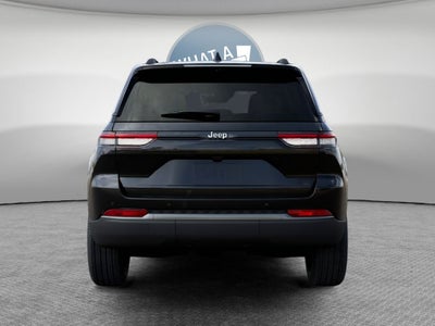 2026 Jeep Grand Cherokee Base