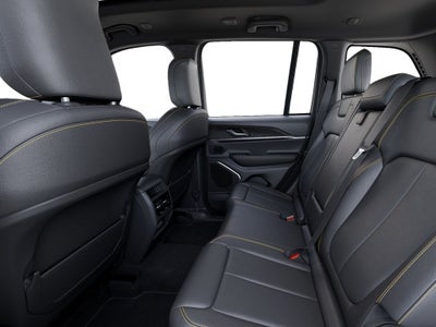 2026 Jeep Grand Cherokee Base