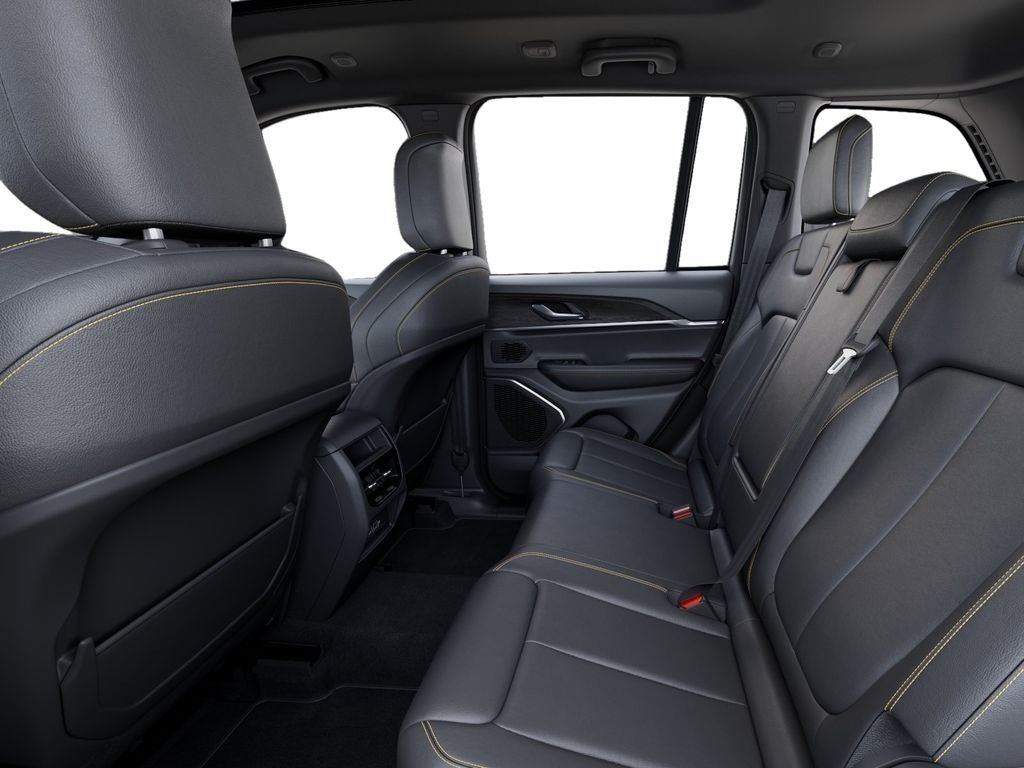 2026 Jeep Grand Cherokee Base
