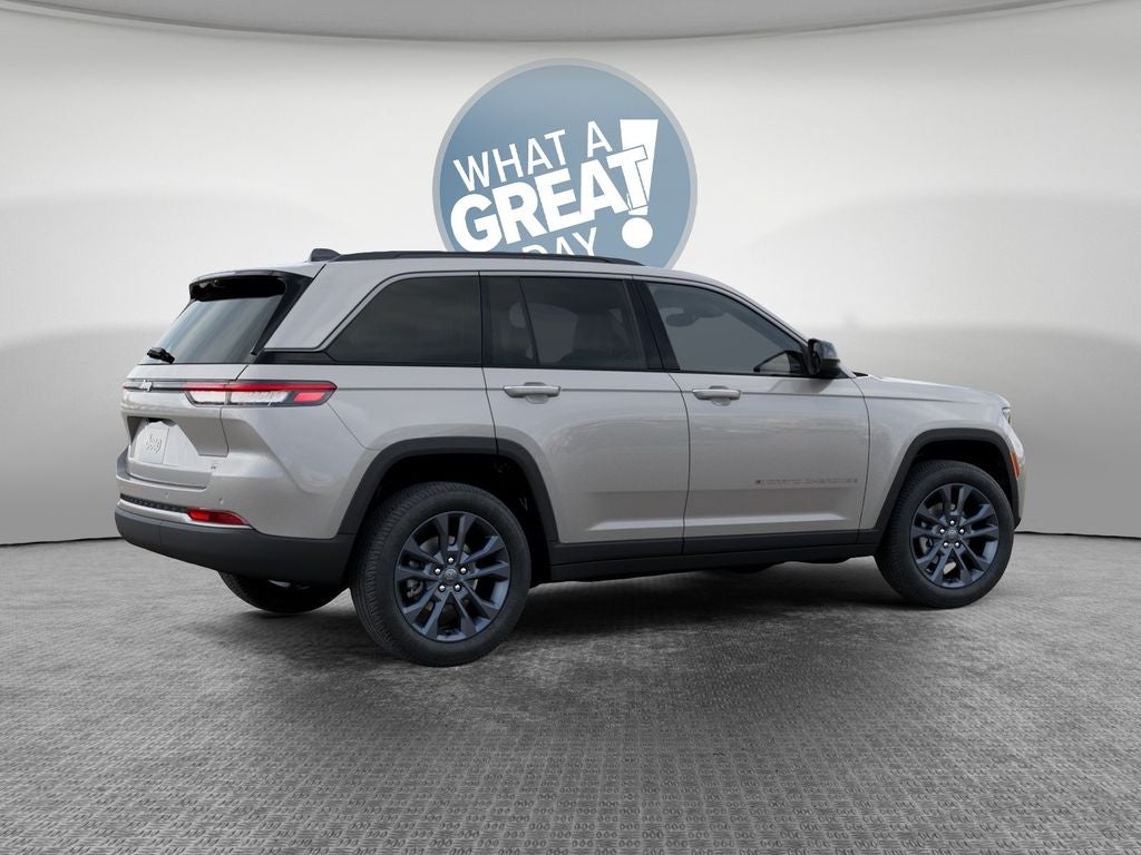 2026 Jeep Grand Cherokee Base