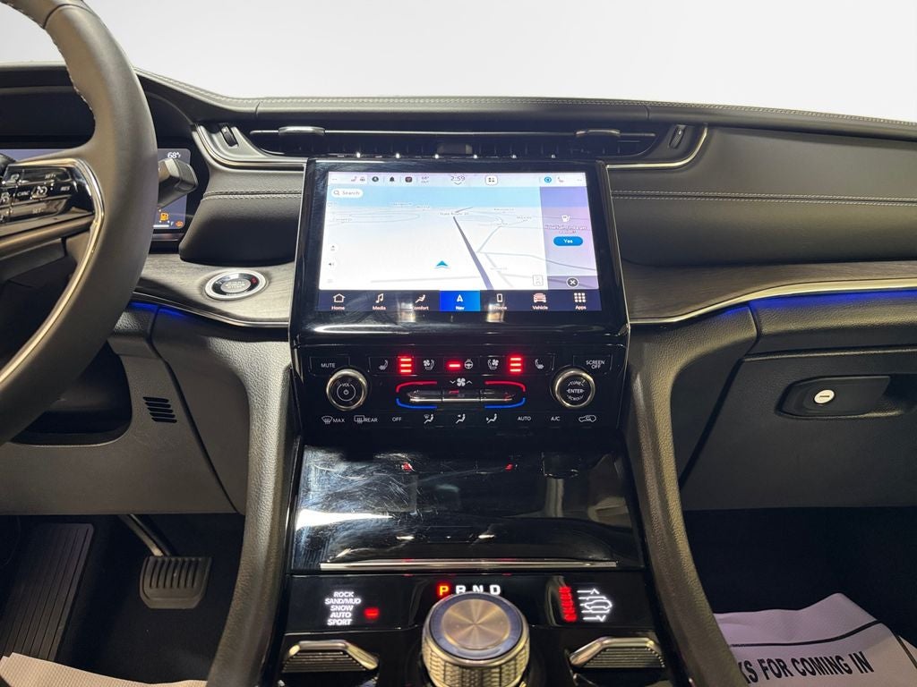 2023 Jeep Grand Cherokee Overland