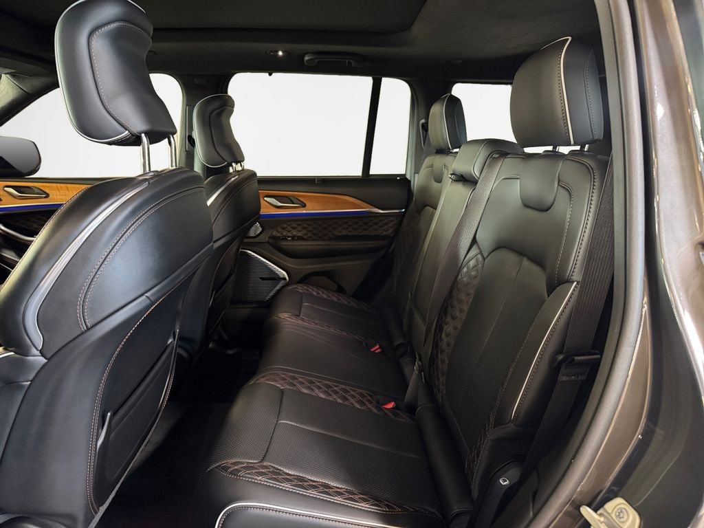 2023 Jeep Grand Cherokee Summit Reserve
