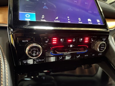 2023 Jeep Grand Cherokee Summit Reserve