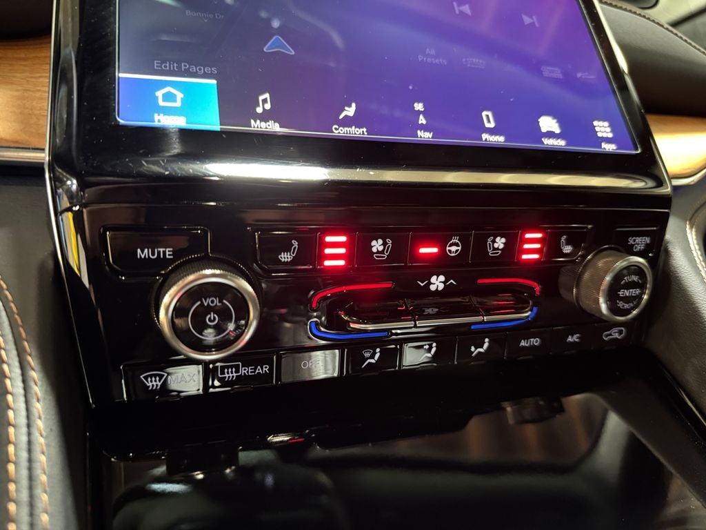 2023 Jeep Grand Cherokee Summit Reserve
