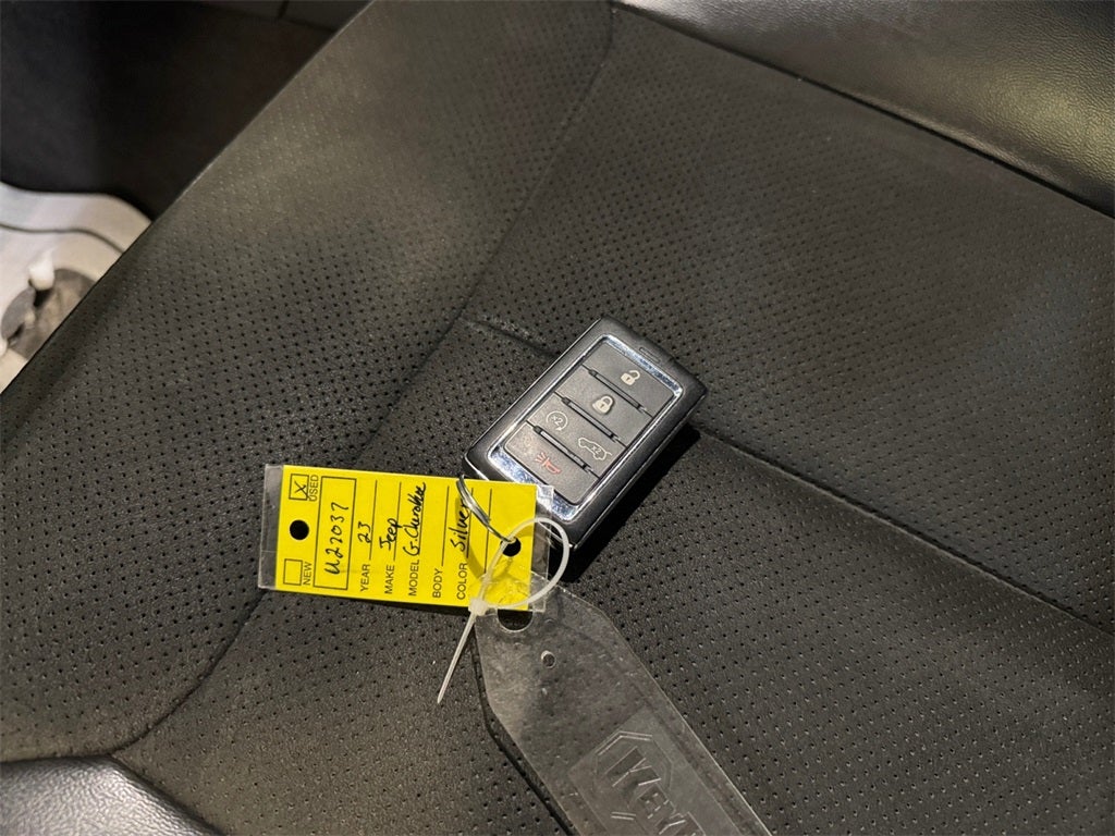 2023 Jeep Grand Cherokee L Altitude