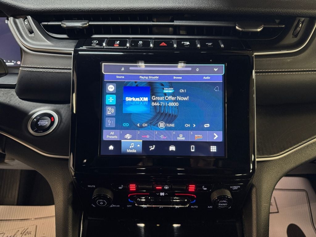 2023 Jeep Grand Cherokee L Altitude