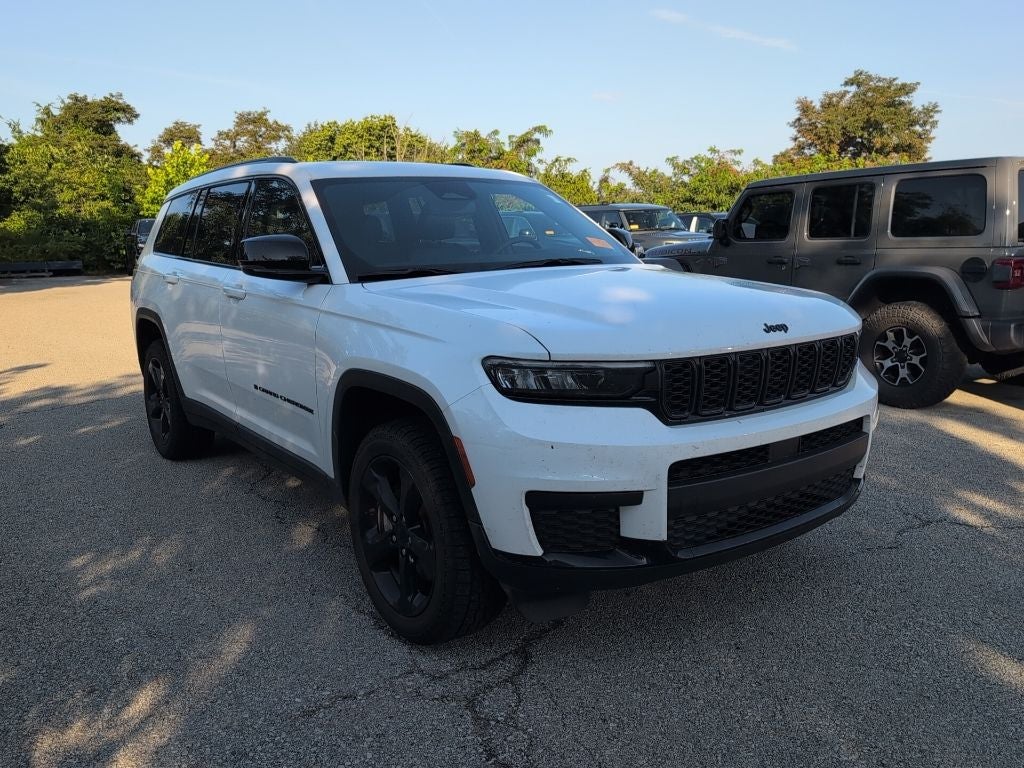 2023 Jeep Grand Cherokee L Altitude