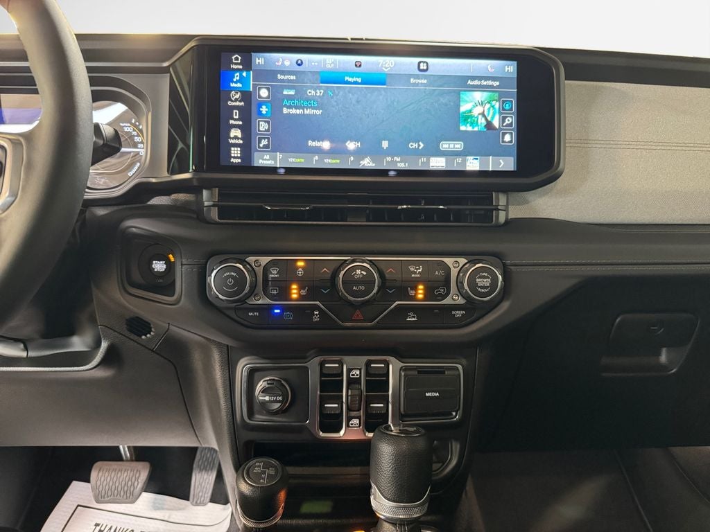 2025 Jeep Wrangler Sahara 4xe