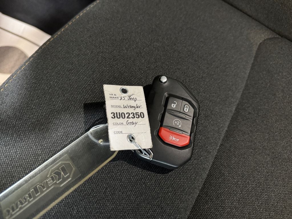 2025 Jeep Wrangler Sahara 4xe
