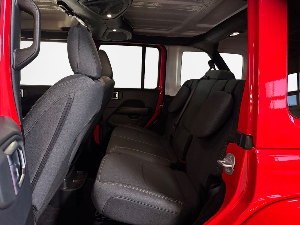 2025 Jeep Wrangler Sahara 4xe
