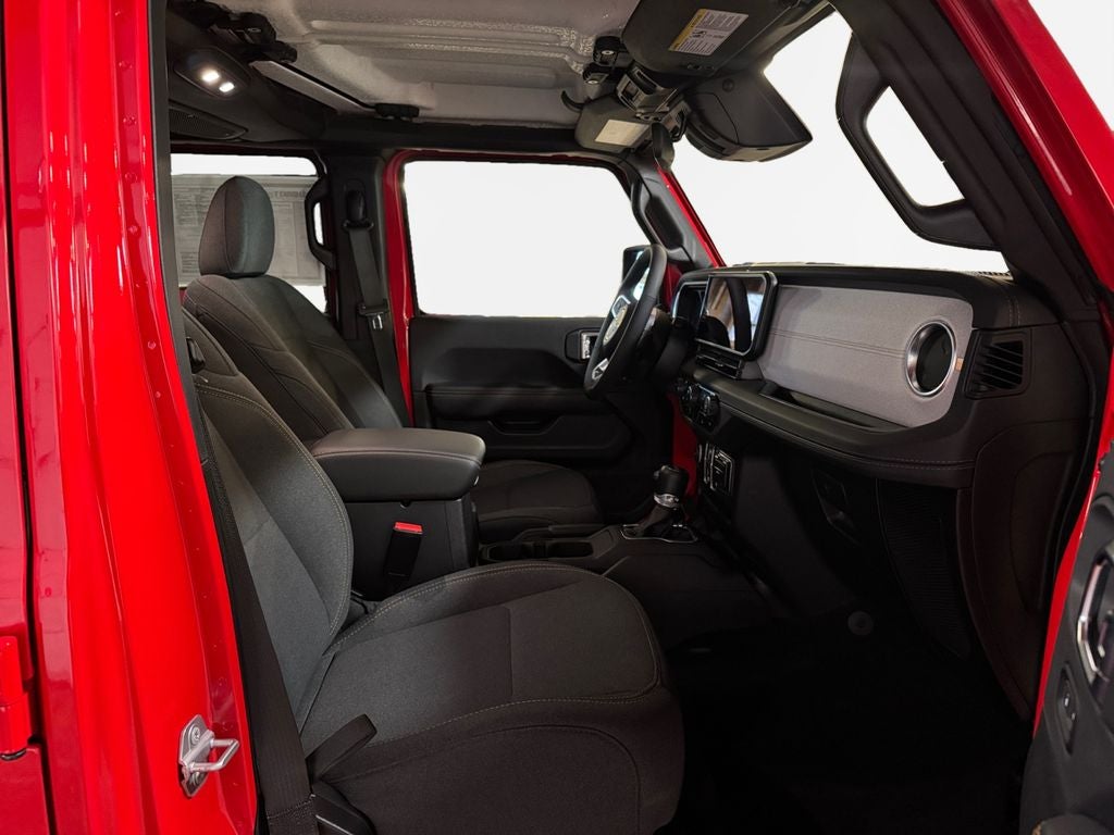 2025 Jeep Wrangler Sahara 4xe