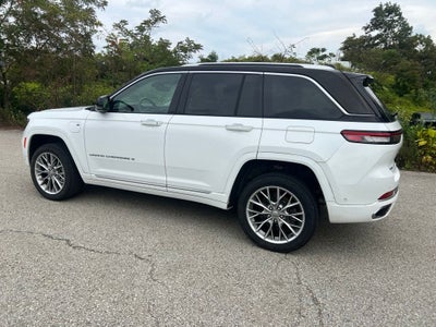 2022 Jeep Grand Cherokee Summit 4xe