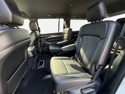 2026 Jeep Grand Wagoneer Base