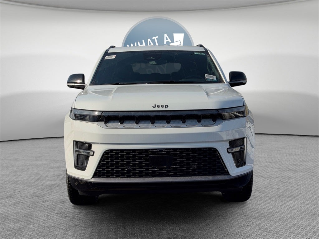 2026 Jeep Grand Wagoneer Base