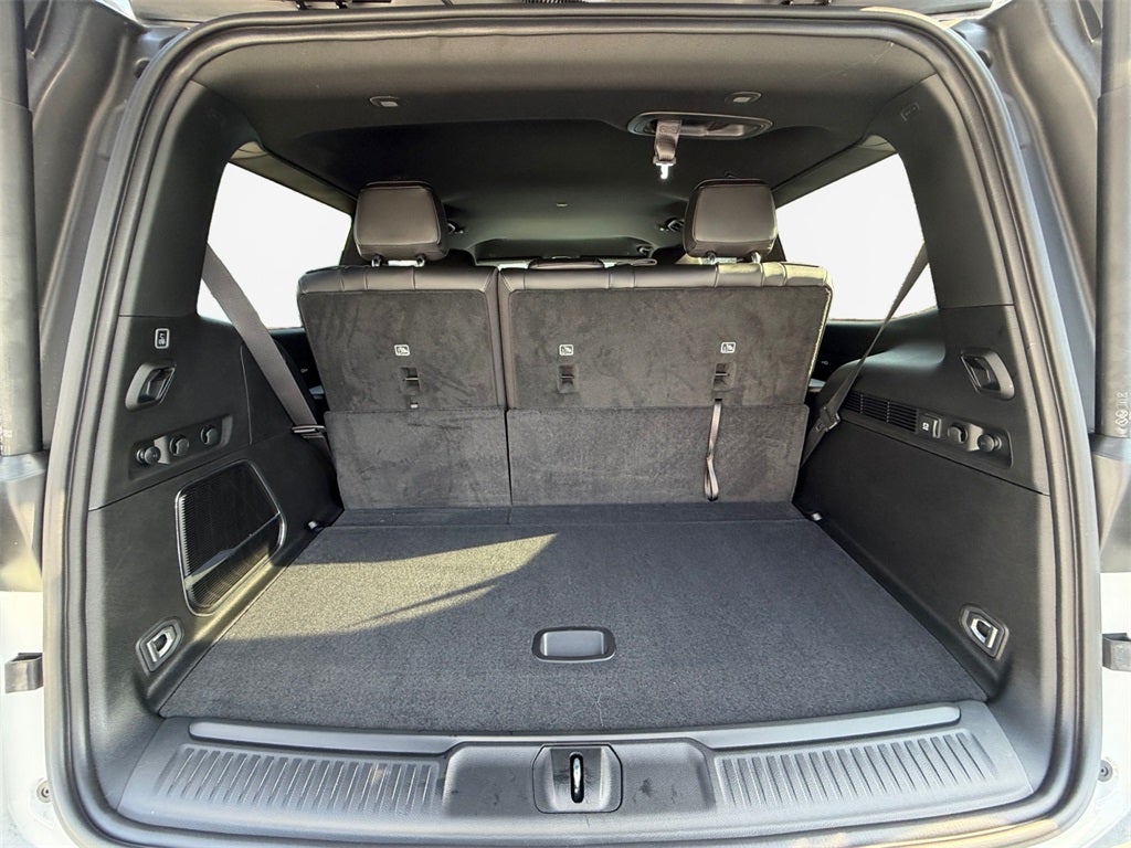 2026 Jeep Grand Wagoneer Base