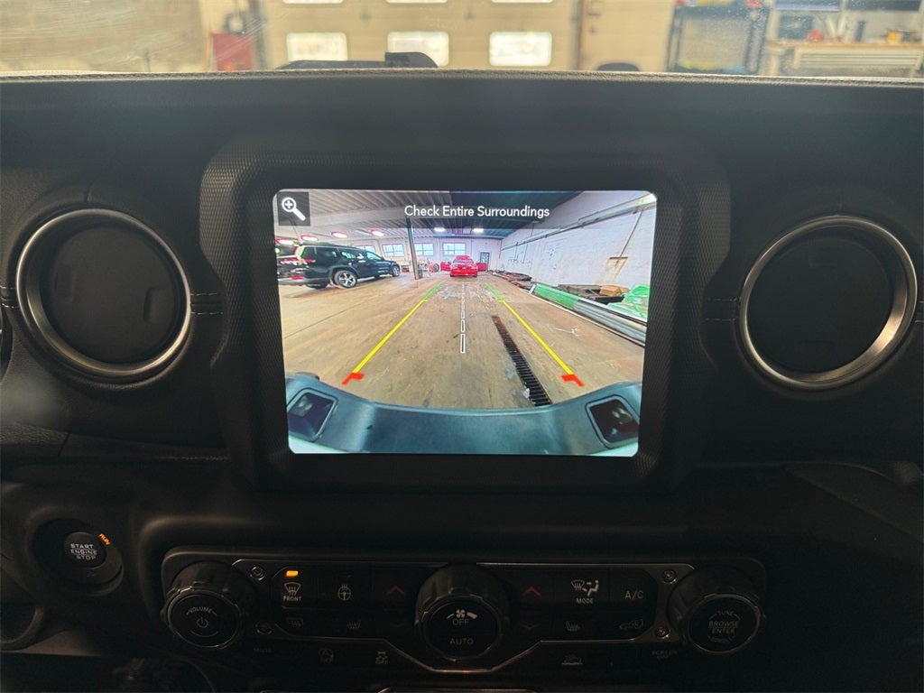 2023 Jeep Gladiator Overland