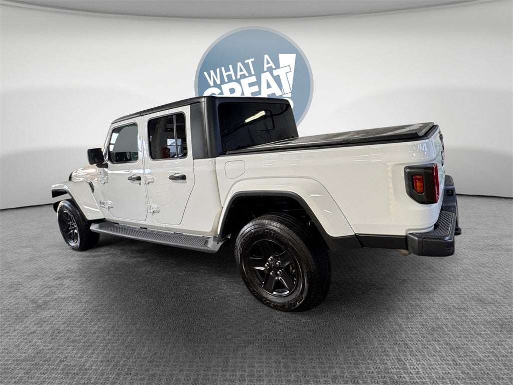 2023 Jeep Gladiator Overland