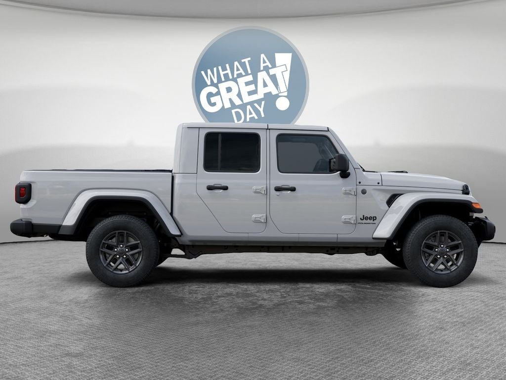 2026 Jeep Gladiator Sport S