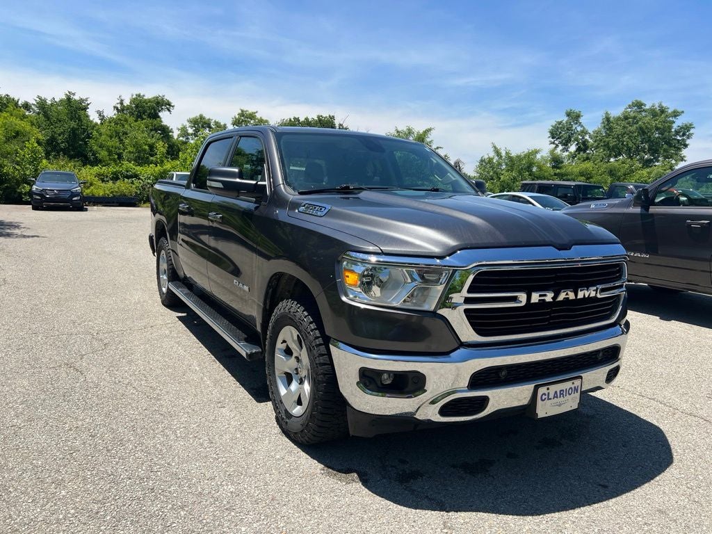 2020 RAM 1500 Big Horn/Lone Star 4x4 Crew Cab 5'7's photo