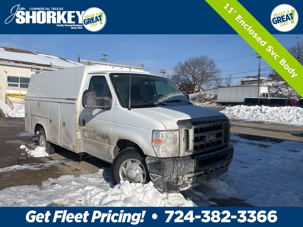 2024 Ford E-Series Cutaway Base