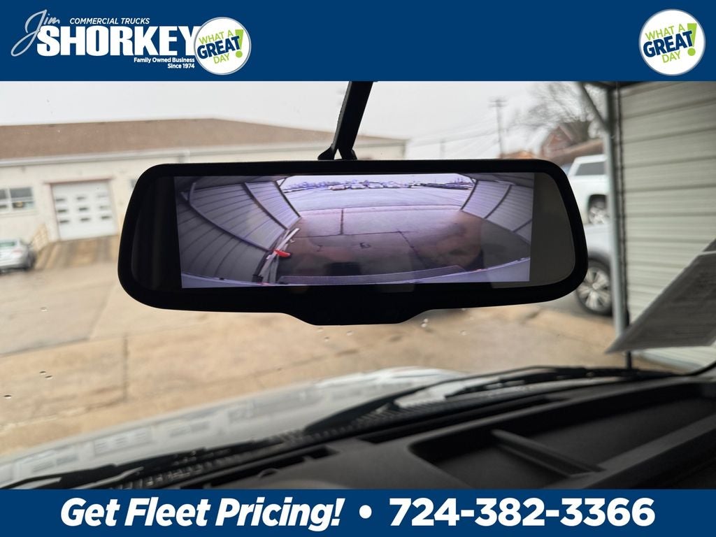 2024 Ford E-350SD Base Cutaway SRW / 7.3L V8 / 11' Enclosed Service Body