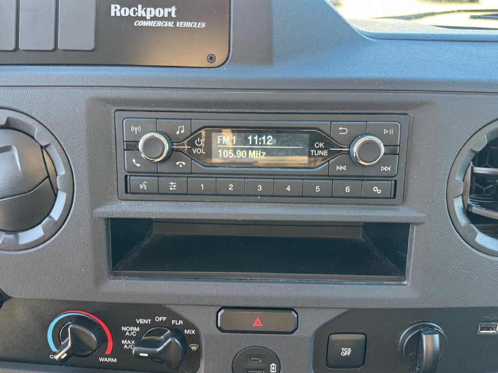 2024 Ford E-450SD Base