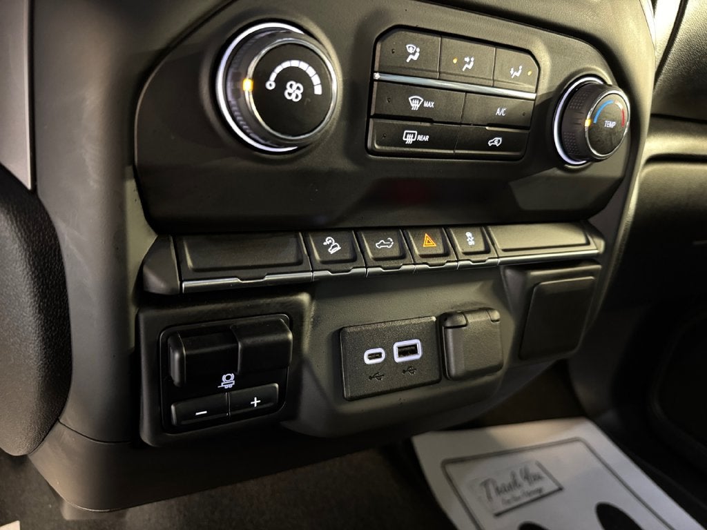 2021 Chevrolet Silverado 1500 Custom Trail Boss