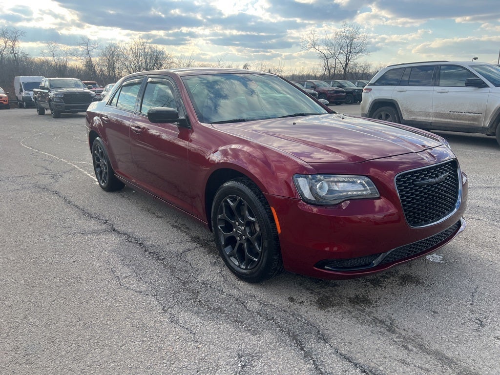 2022 Chrysler 300 Touring