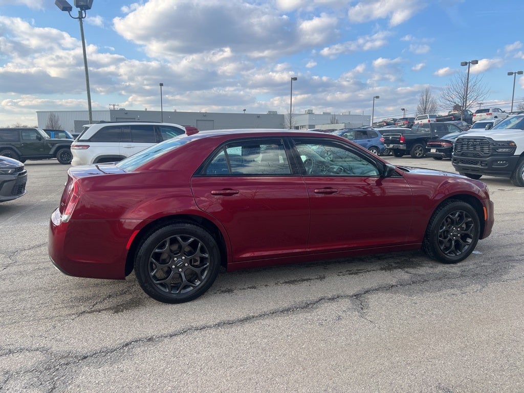 2022 Chrysler 300 Touring