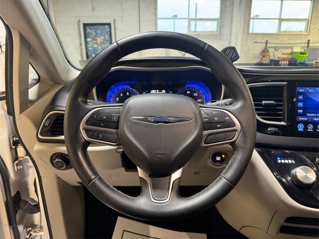 2017 Chrysler Pacifica Touring L