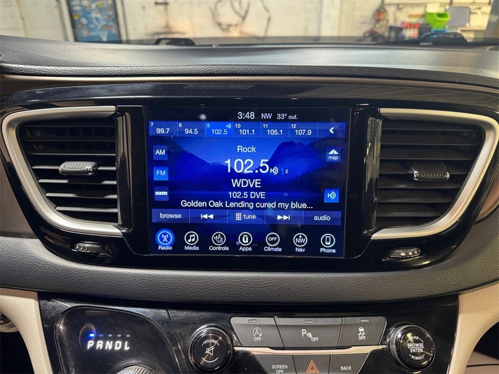 2017 Chrysler Pacifica Touring L