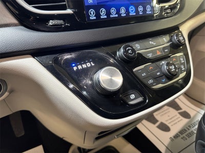 2017 Chrysler Pacifica Touring L