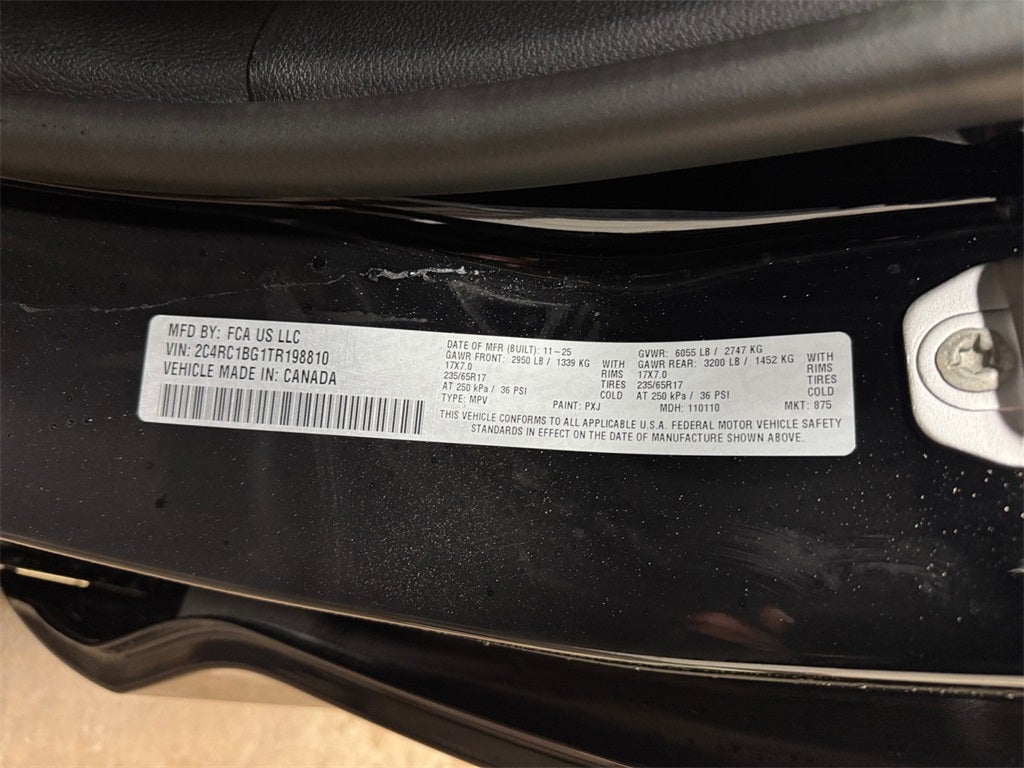 2026 Chrysler Pacifica Select