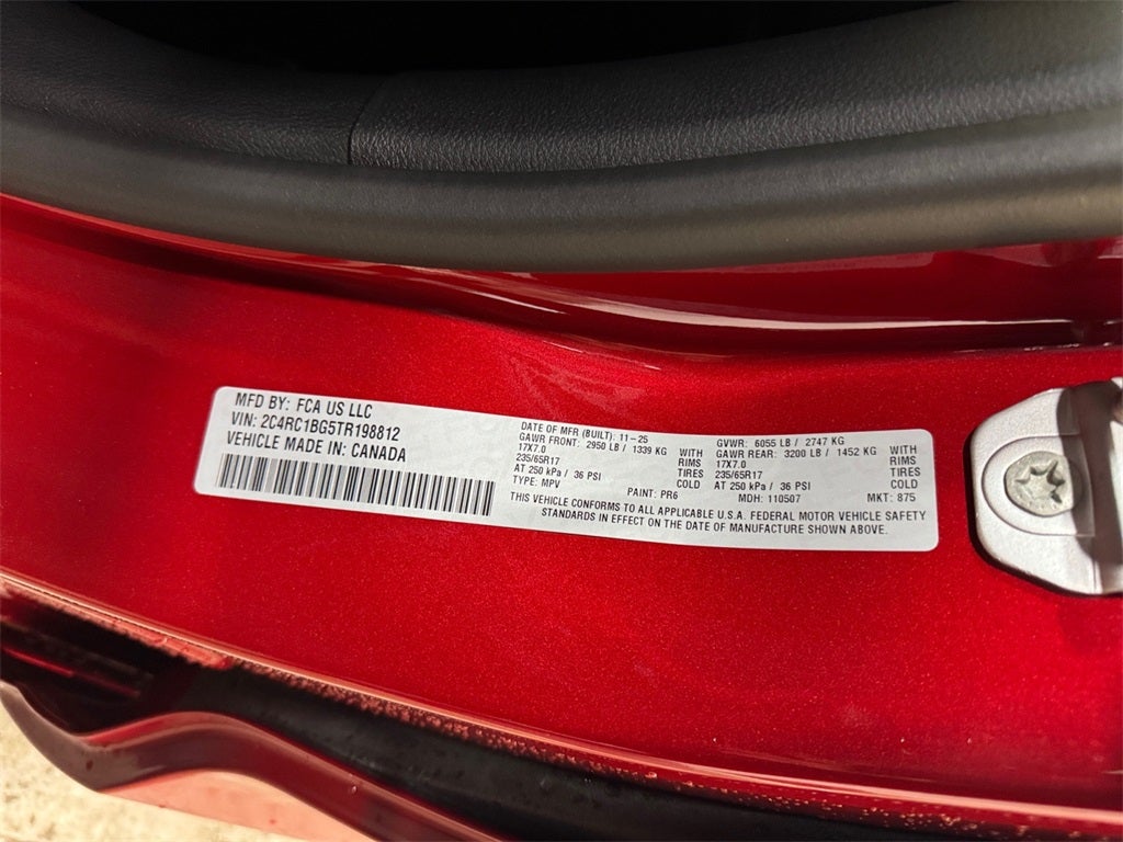 2026 Chrysler Pacifica Select