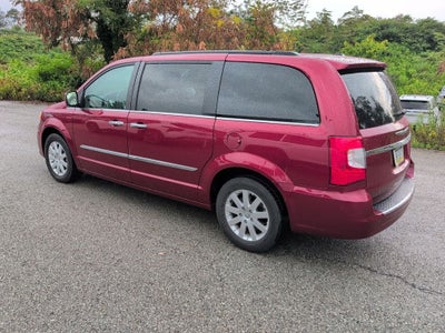2014 Chrysler Town & Country Touring