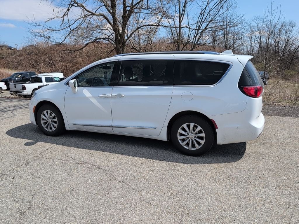 2019 Chrysler Pacifica Touring L