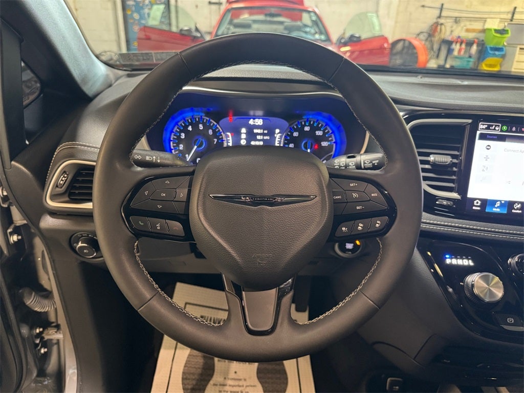 2022 Chrysler Pacifica Touring L S AWD