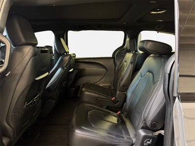 2022 Chrysler Pacifica Touring L S AWD