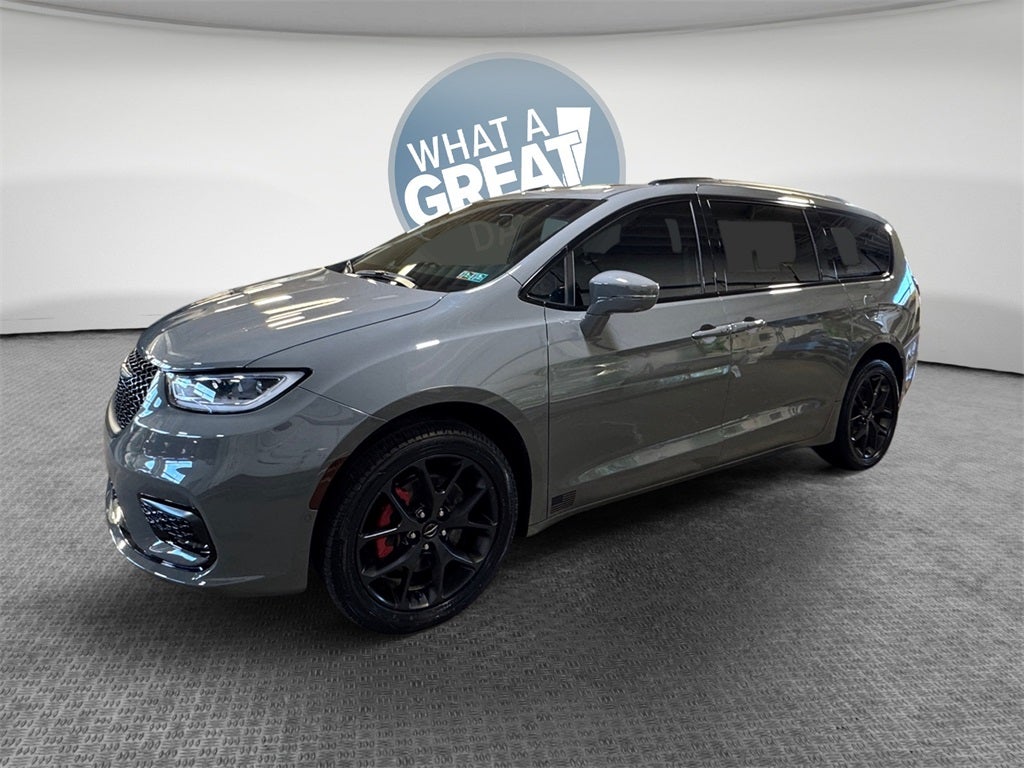 2022 Chrysler Pacifica Touring L S AWD