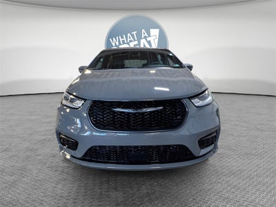 2022 Chrysler Pacifica Touring L S AWD