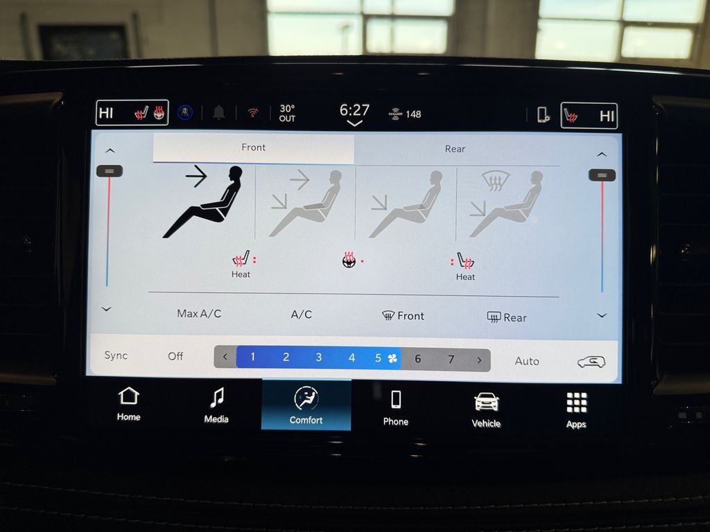 2026 Chrysler Pacifica Select