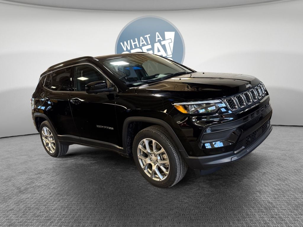 2024 Jeep Compass Latitude Lux