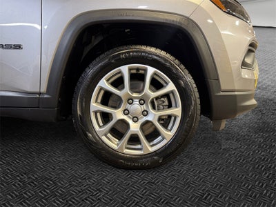 2023 Jeep Compass Latitude Lux