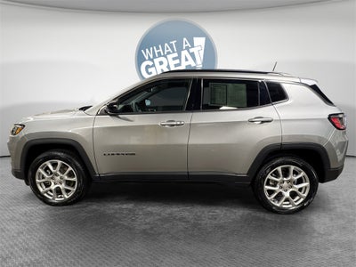 2023 Jeep Compass Latitude Lux
