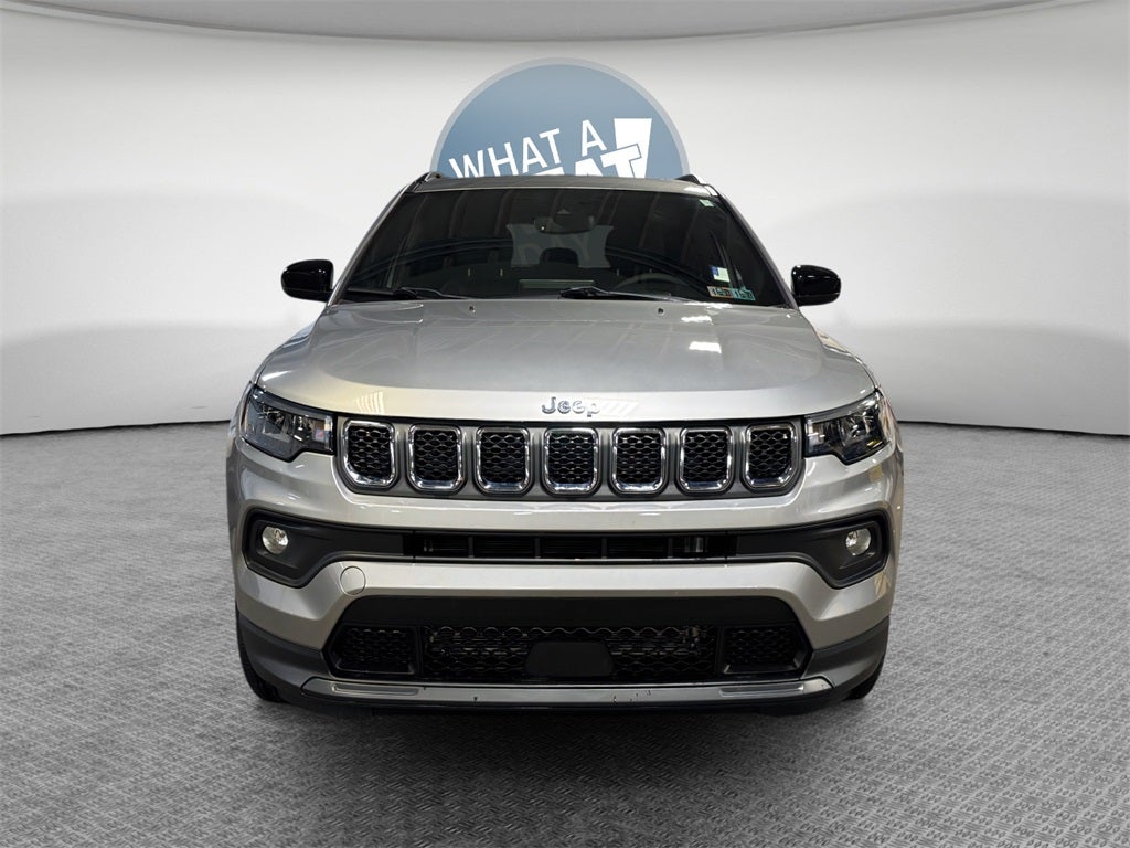 2023 Jeep Compass Latitude Lux