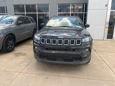 2023 Jeep Compass Latitude Lux