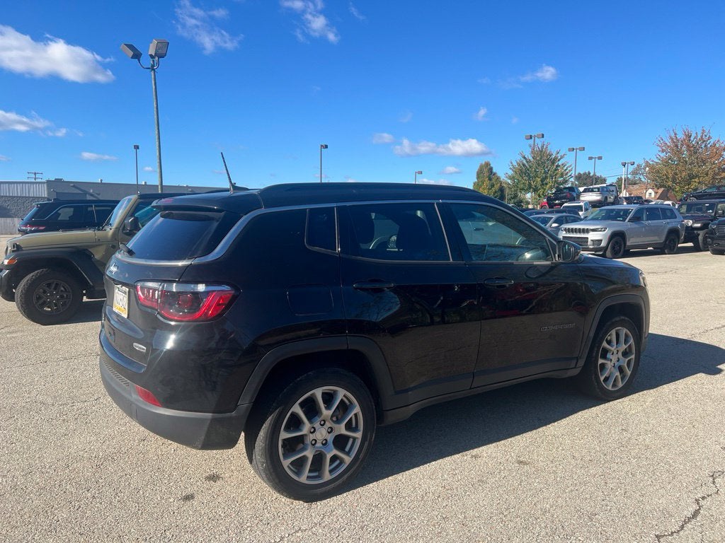2023 Jeep Compass Latitude Lux