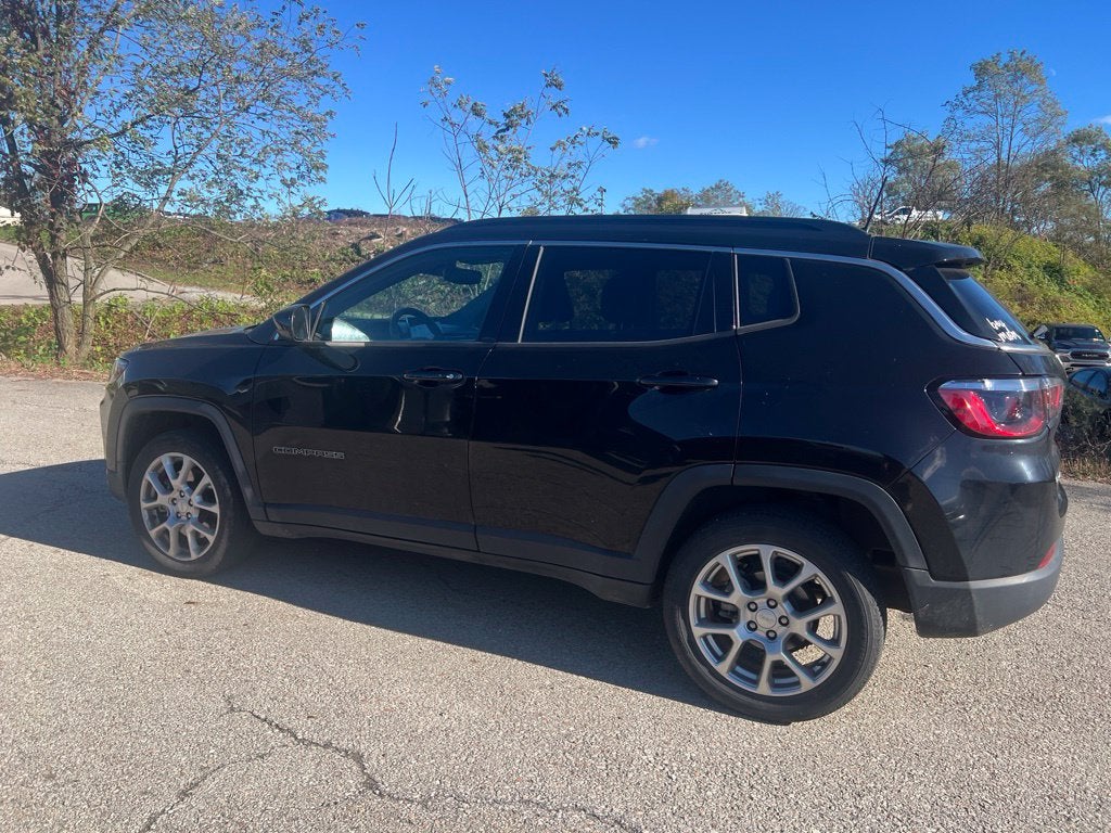2023 Jeep Compass Latitude Lux