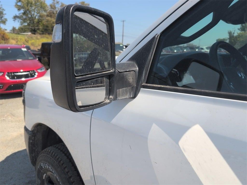 2026 RAM 3500 Tradesman 4x4 / 6.4L Hemi / 8' Bed